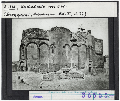 Vorschaubild Artik: Kathedrale von Südwesten 